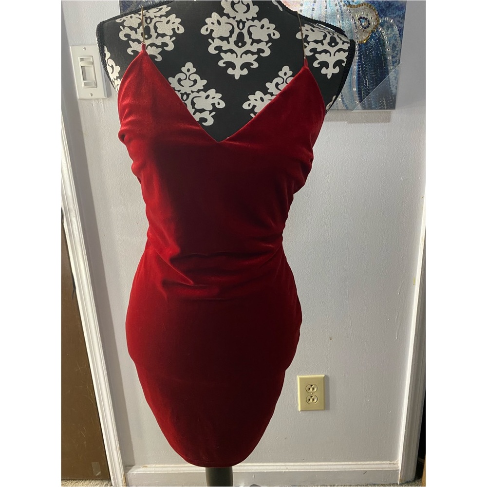 Red backless dress